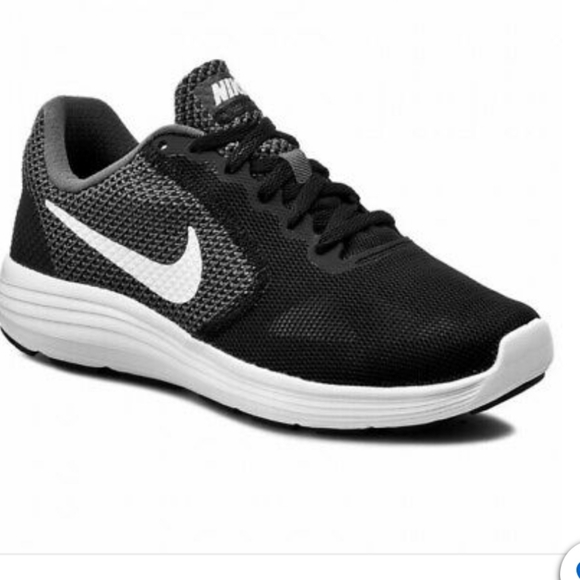 NIKE Revolution 3 Dark Gray Mesh Running S… - Picture 3 of 16